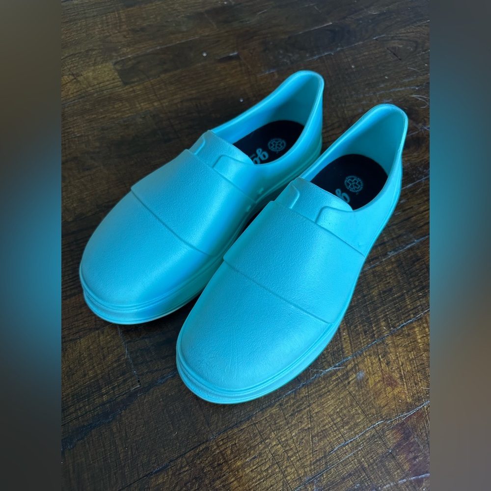 Gales | Mint Slip-On Shoes waterproof